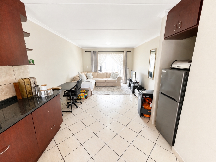 To Let 2 Bedroom Property for Rent in Burgundy Estate Western Cape